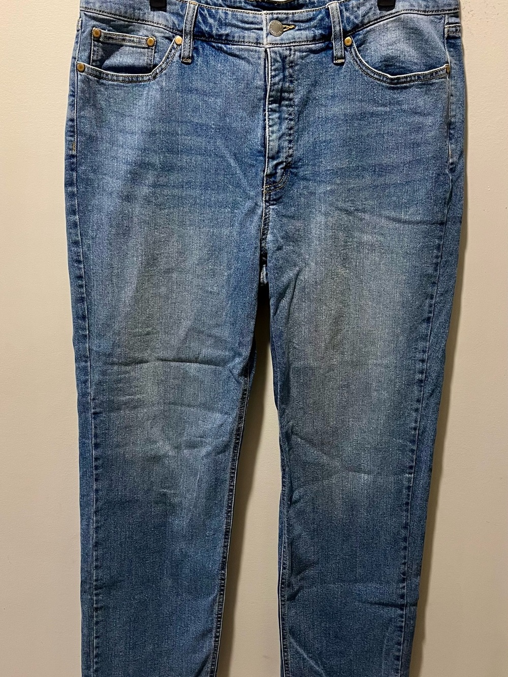 ON 34th Straight Leg Women's Jeans Medium Blue Wash Size 14/32